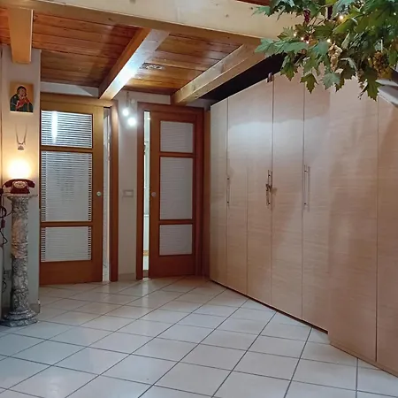 Di Enrico Apartment Naples